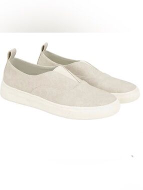 kensie, woman’s Casual   Slip On Shoe (Choose Color ) blue& being New with box